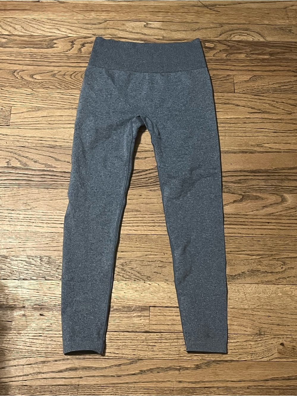Vitality Women’s Gray Solid Ankle Leggings